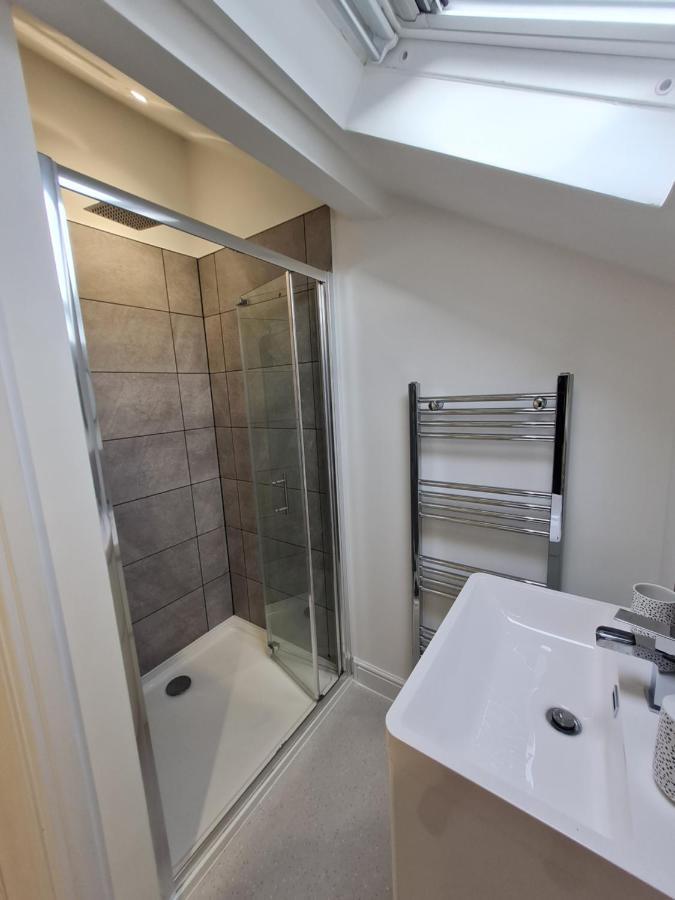 Perfect Location 3 Bed Serviced Apartment With Bike Storage For Bpw. Close To Brecon Beacons Мертір-Тідвіл Екстер'єр фото