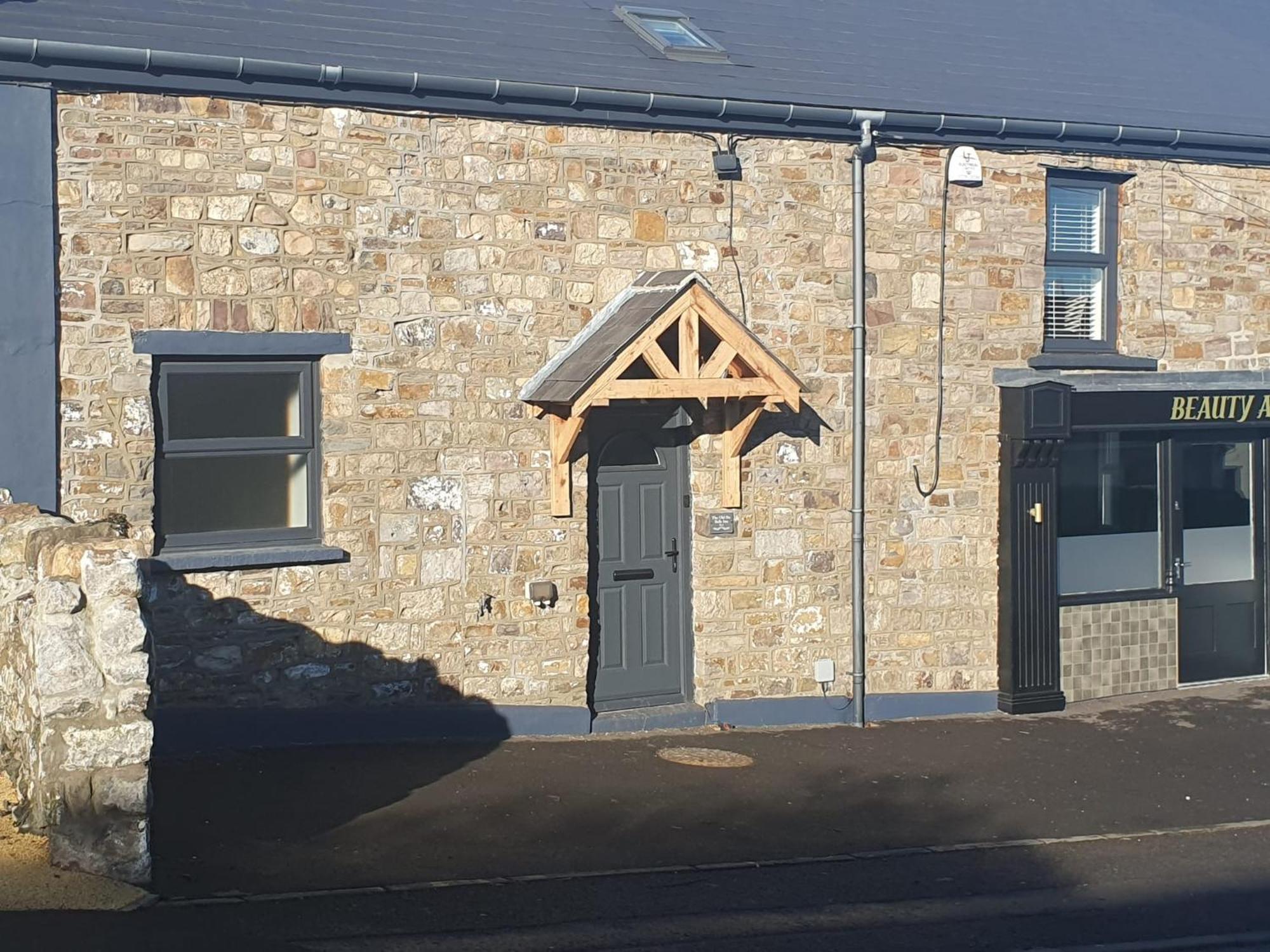Perfect Location 3 Bed Serviced Apartment With Bike Storage For Bpw. Close To Brecon Beacons Мертір-Тідвіл Екстер'єр фото