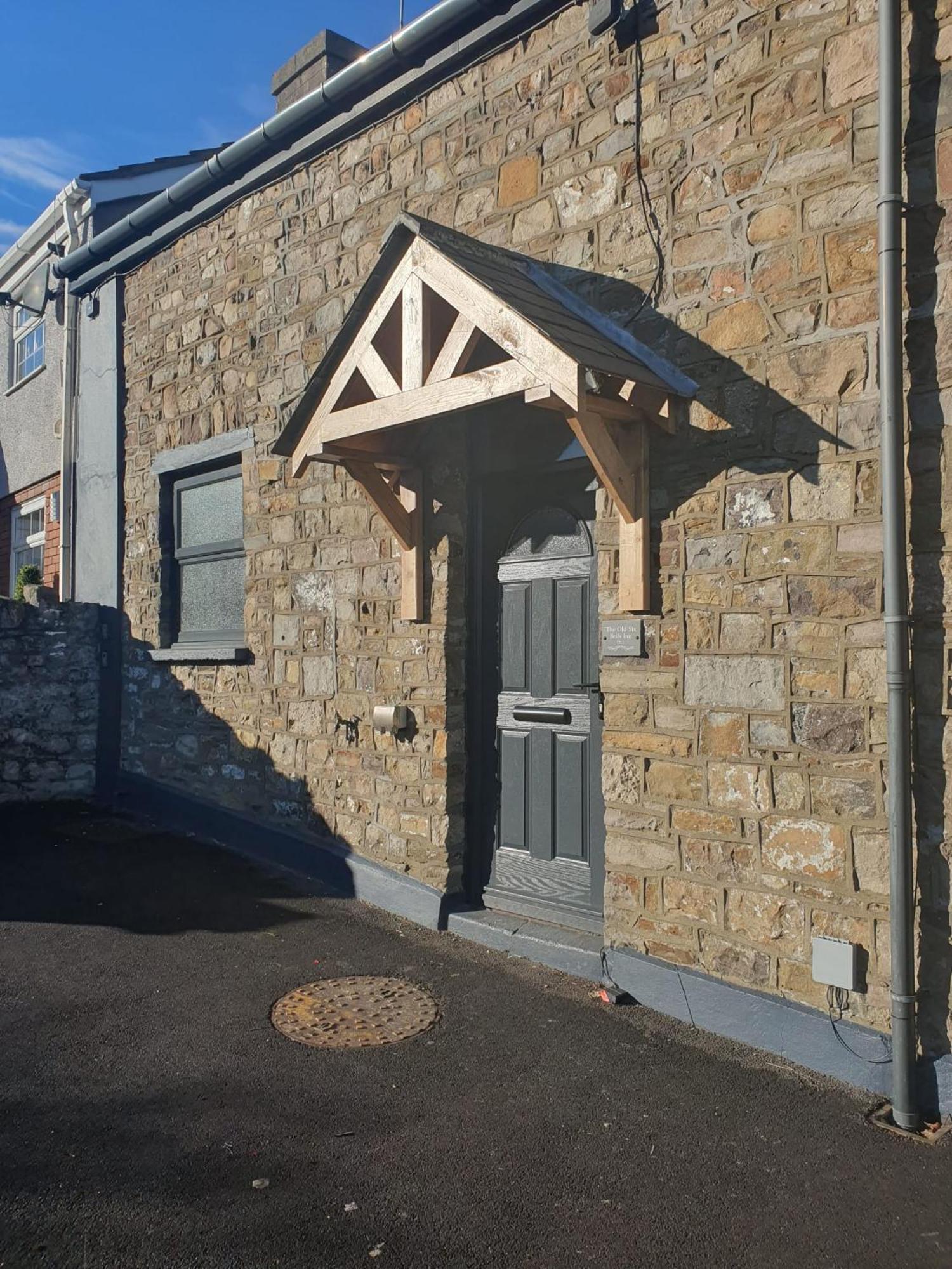 Perfect Location 3 Bed Serviced Apartment With Bike Storage For Bpw. Close To Brecon Beacons Мертір-Тідвіл Екстер'єр фото